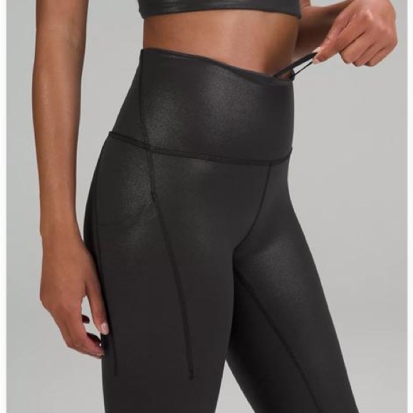 SPECIAL EDITION 🖤🤍Wunder Train High-Rise Tight with Pockets 25" - Picture 5 of 7